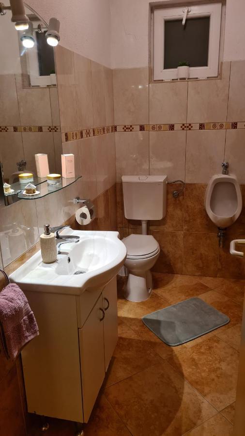 Villa Bubica- Cozy Holiday Home In Rural Area With Pool Stankovci  外观 照片