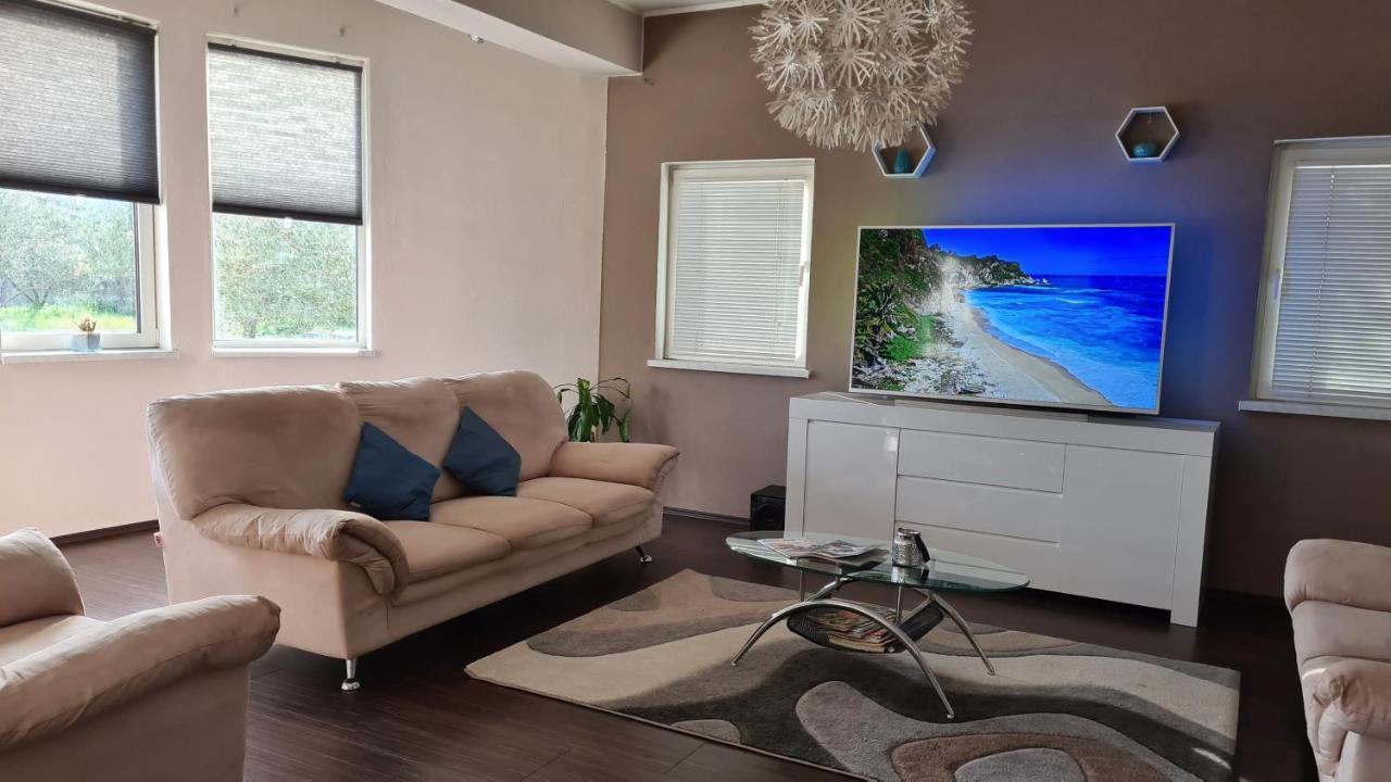 Villa Bubica- Cozy Holiday Home In Rural Area With Pool Stankovci  外观 照片