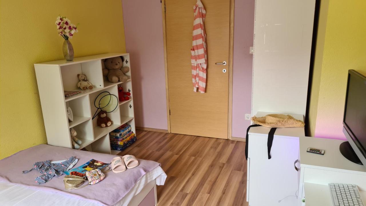 Villa Bubica- Cozy Holiday Home In Rural Area With Pool Stankovci  外观 照片