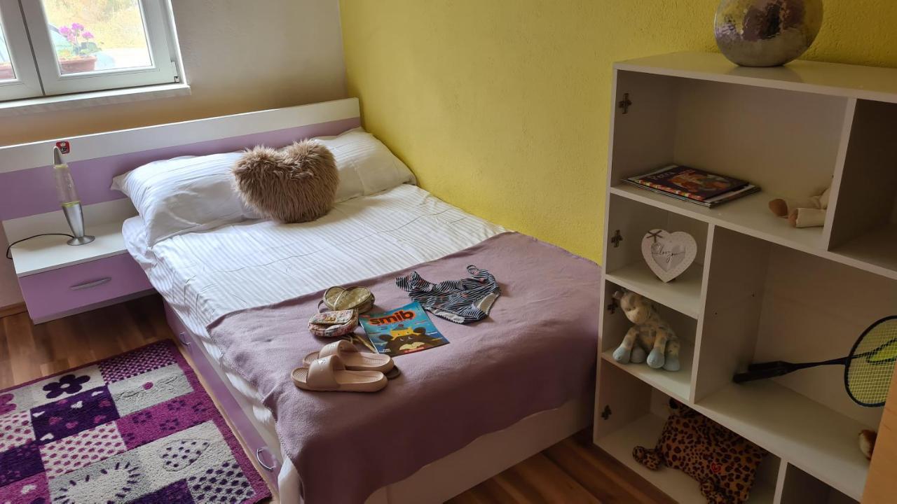 Villa Bubica- Cozy Holiday Home In Rural Area With Pool Stankovci  外观 照片