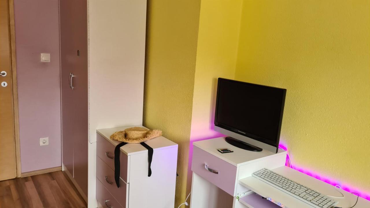 Villa Bubica- Cozy Holiday Home In Rural Area With Pool Stankovci  外观 照片