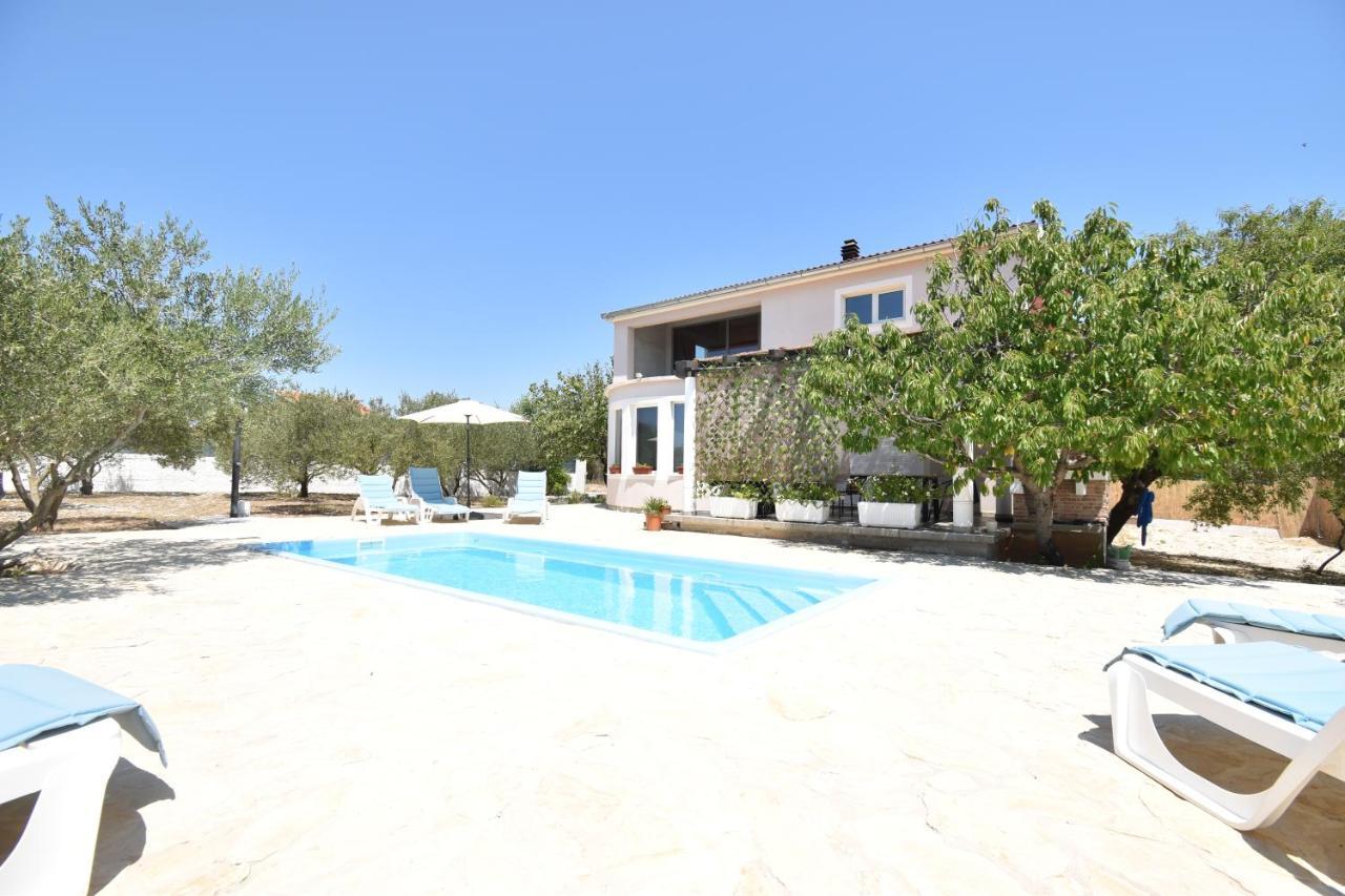 Villa Bubica- Cozy Holiday Home In Rural Area With Pool Stankovci  外观 照片