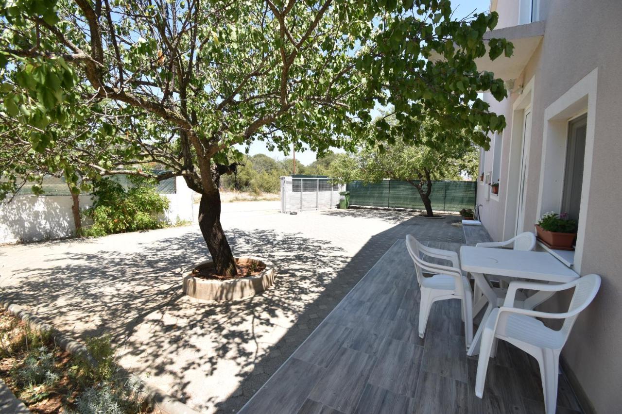 Villa Bubica- Cozy Holiday Home In Rural Area With Pool Stankovci  外观 照片