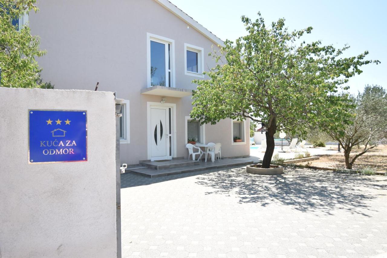 Villa Bubica- Cozy Holiday Home In Rural Area With Pool Stankovci  外观 照片